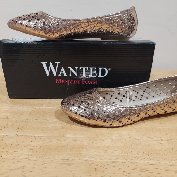 Wanted Andre Woven Ballet Flat - Picture 2 of 12